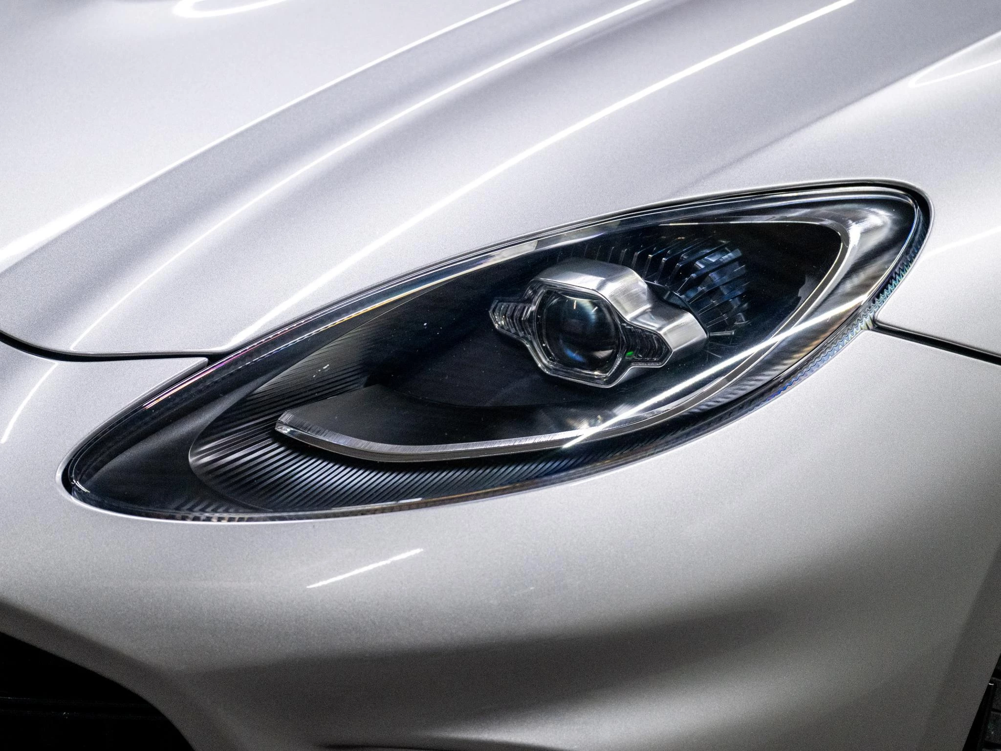 Hoofdafbeelding Aston Martin DBX