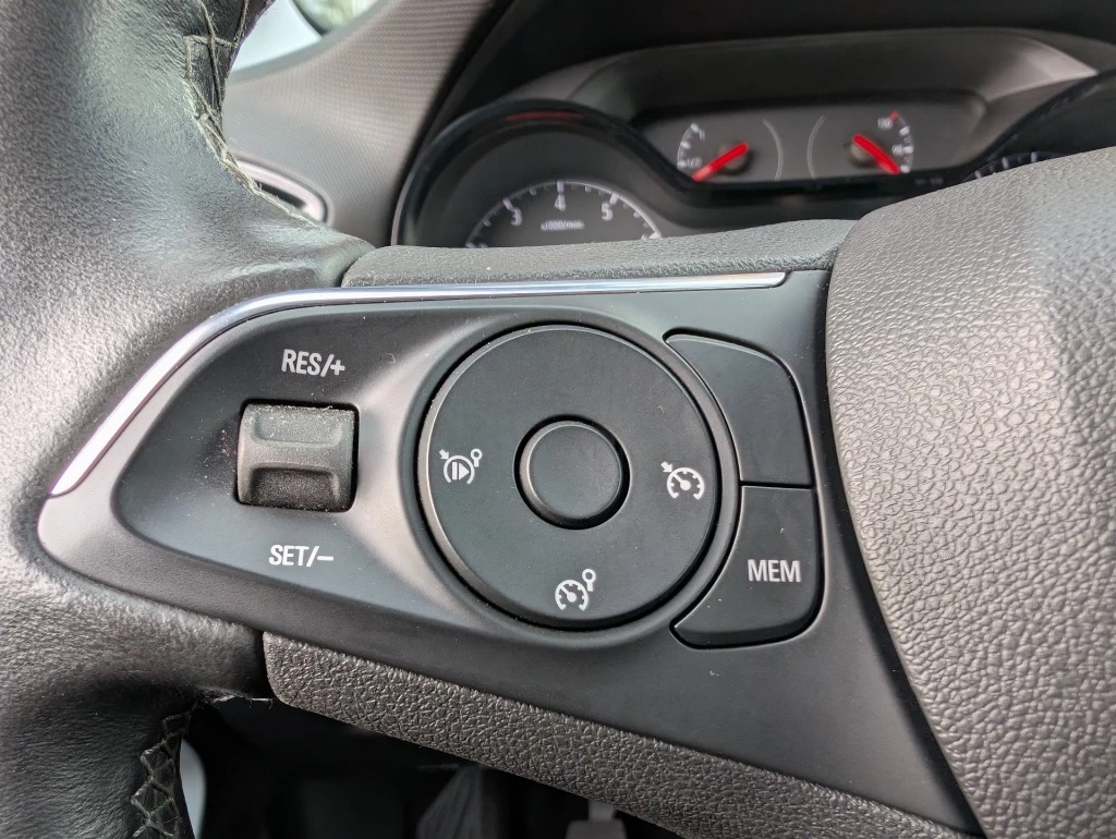 Hoofdafbeelding Opel Crossland X