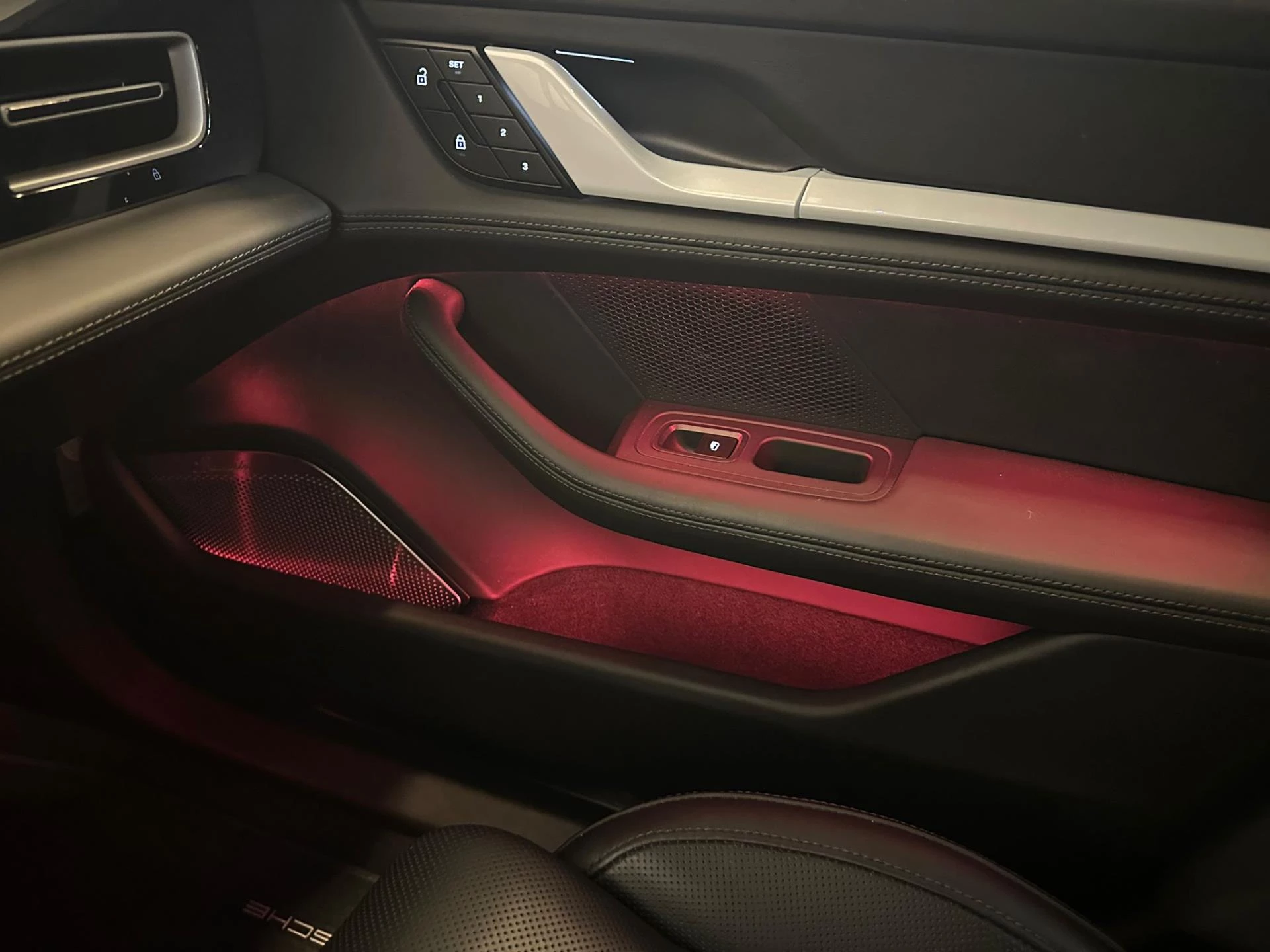 Hoofdafbeelding Porsche Taycan