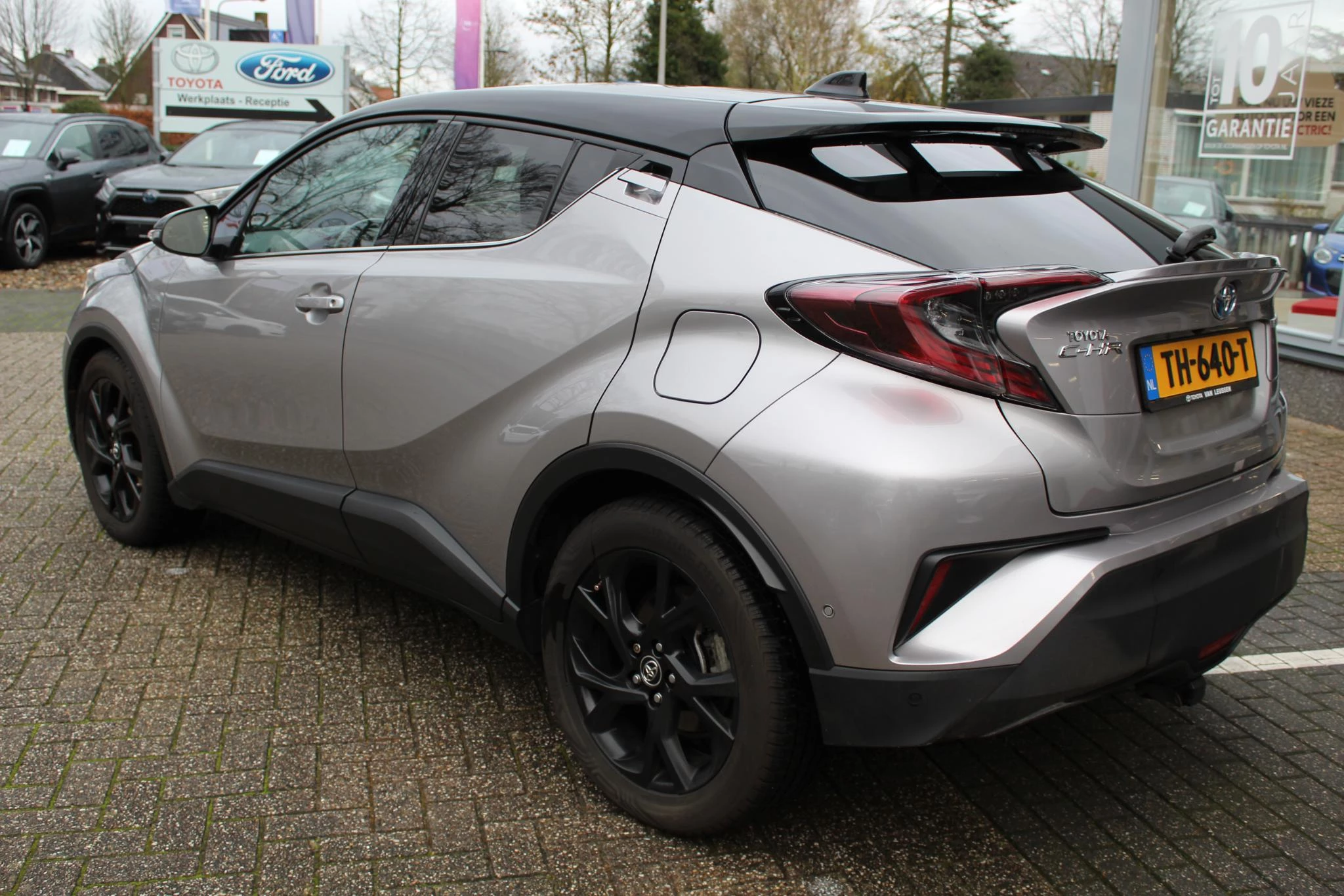 Hoofdafbeelding Toyota C-HR