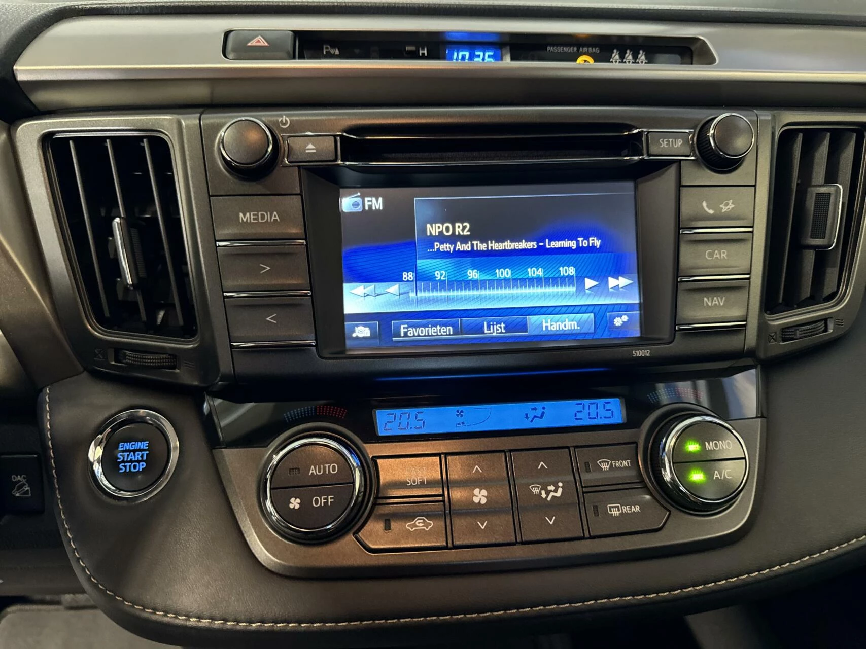 Hoofdafbeelding Toyota RAV4