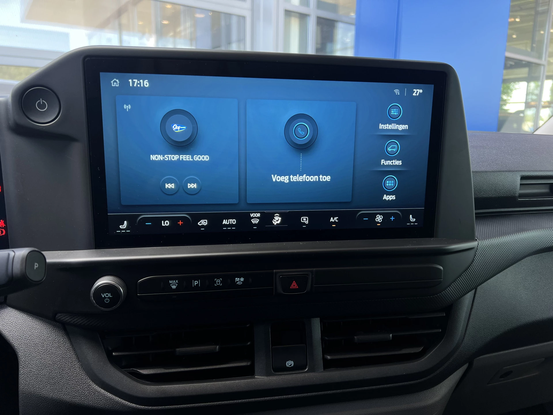 Hoofdafbeelding Ford E-Transit Custom