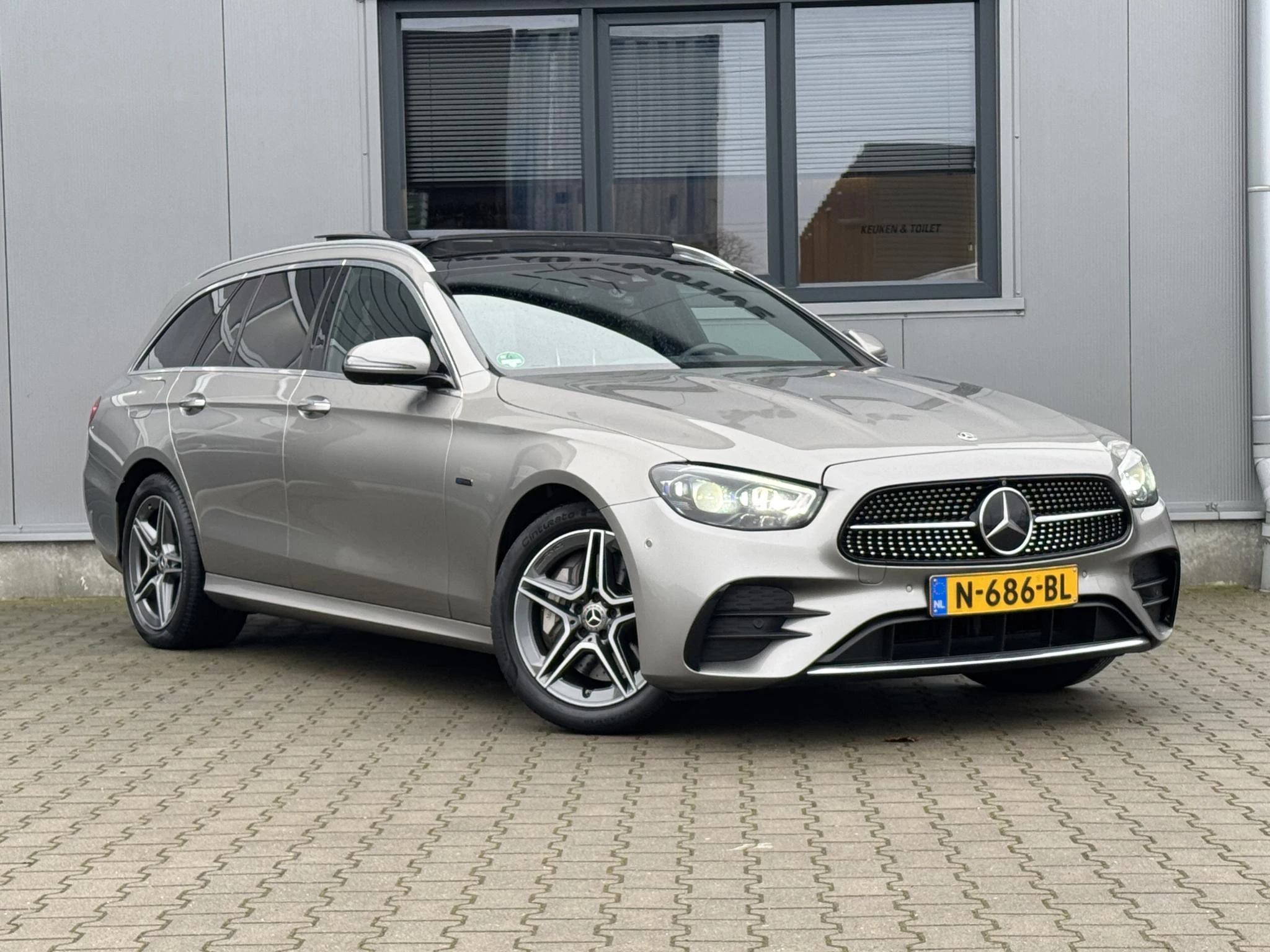 Hoofdafbeelding Mercedes-Benz E-Klasse