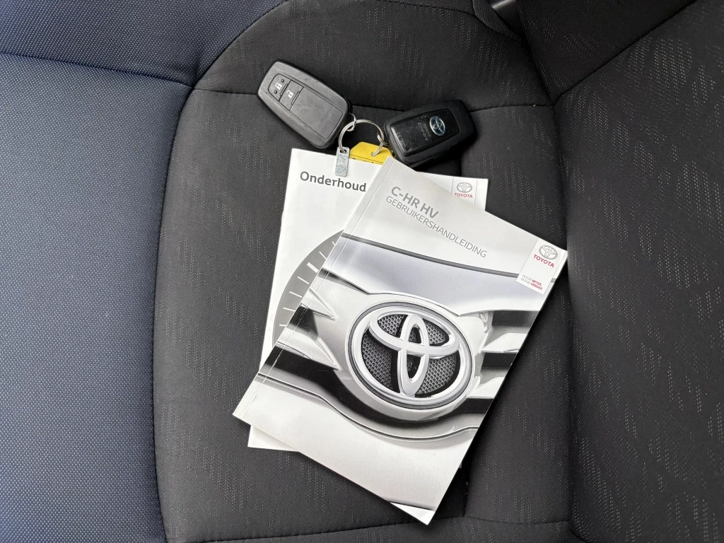 Hoofdafbeelding Toyota C-HR