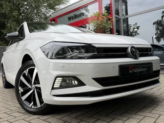 Volkswagen Polo 1.0 TSI 96PK *!* HIGHLINE *!* NAVI/ CARPLAY/ 16''LMV/ STOELVERW/ PRIVACY GLAS *!*