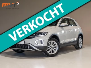 Volkswagen T-Roc 1.5 TSI Life Edition / 150pk / Achteruitrijcamera / Cruise / Apple Carplay