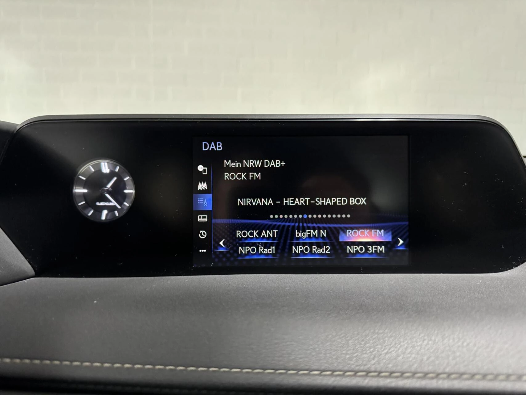 Hoofdafbeelding Lexus UX