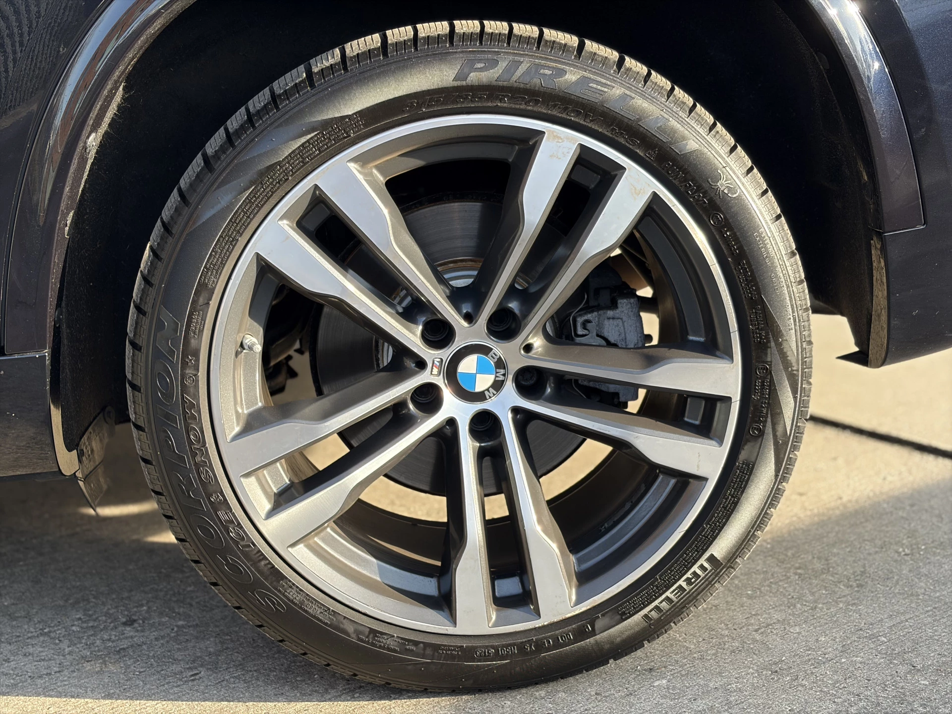 Hoofdafbeelding BMW X5