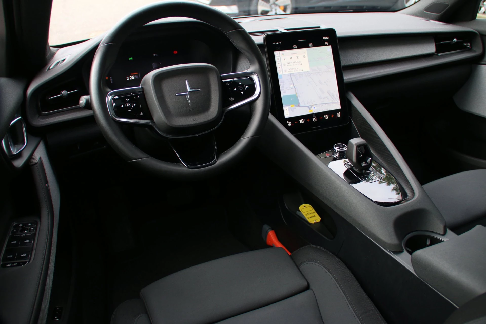 Hoofdafbeelding Polestar 2