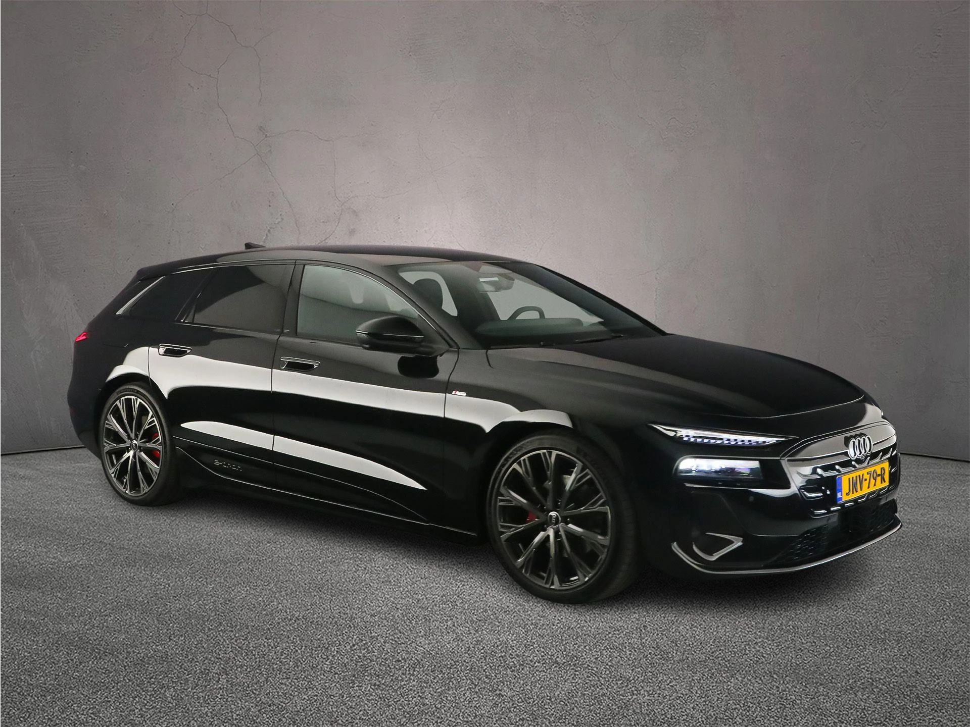 Hoofdafbeelding Audi A6 Avant e-tron