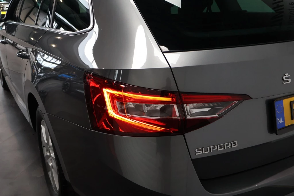 Hoofdafbeelding Škoda Superb