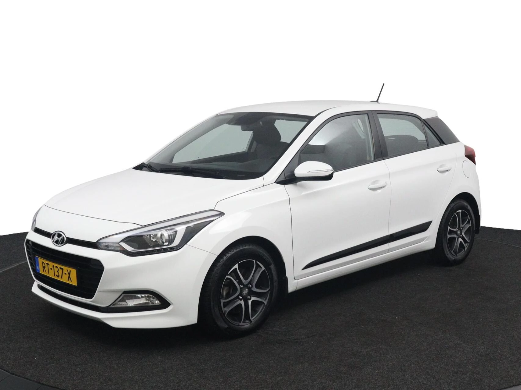 Hoofdafbeelding Hyundai i20