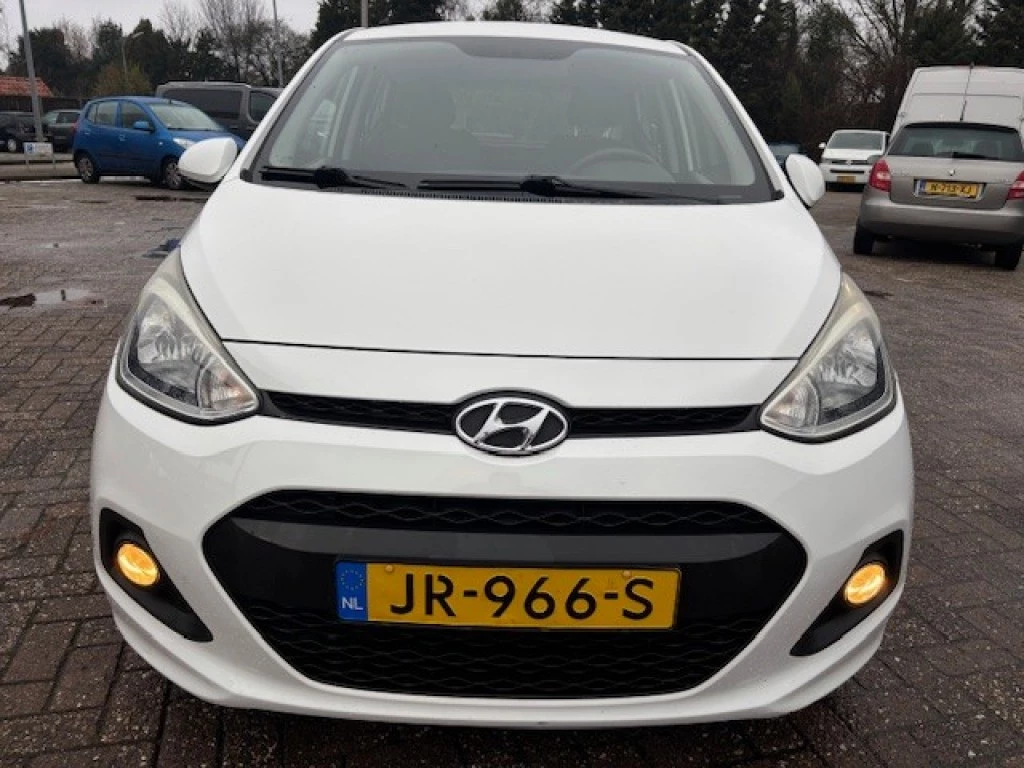 Hoofdafbeelding Hyundai i10