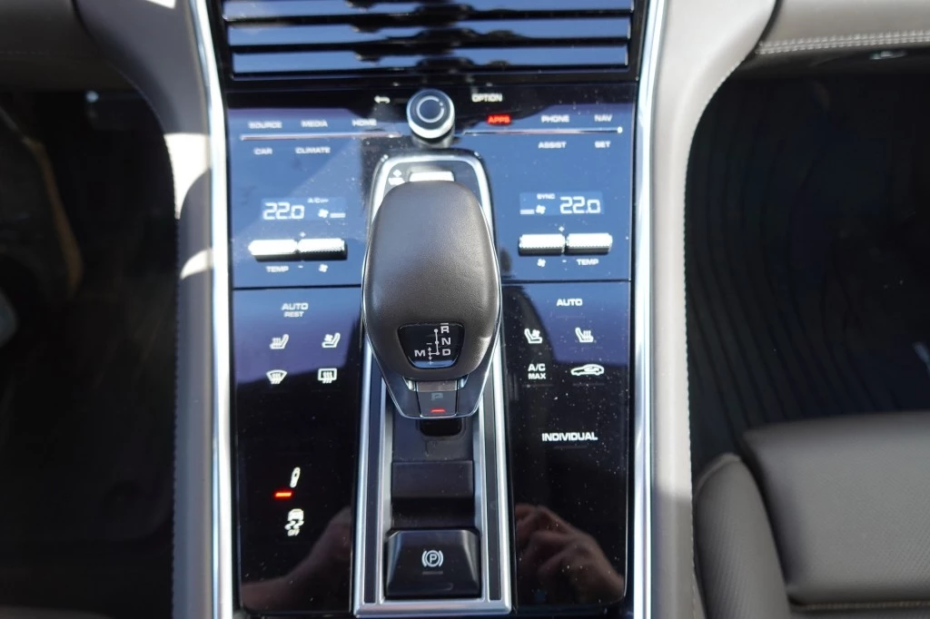 Hoofdafbeelding Porsche Panamera