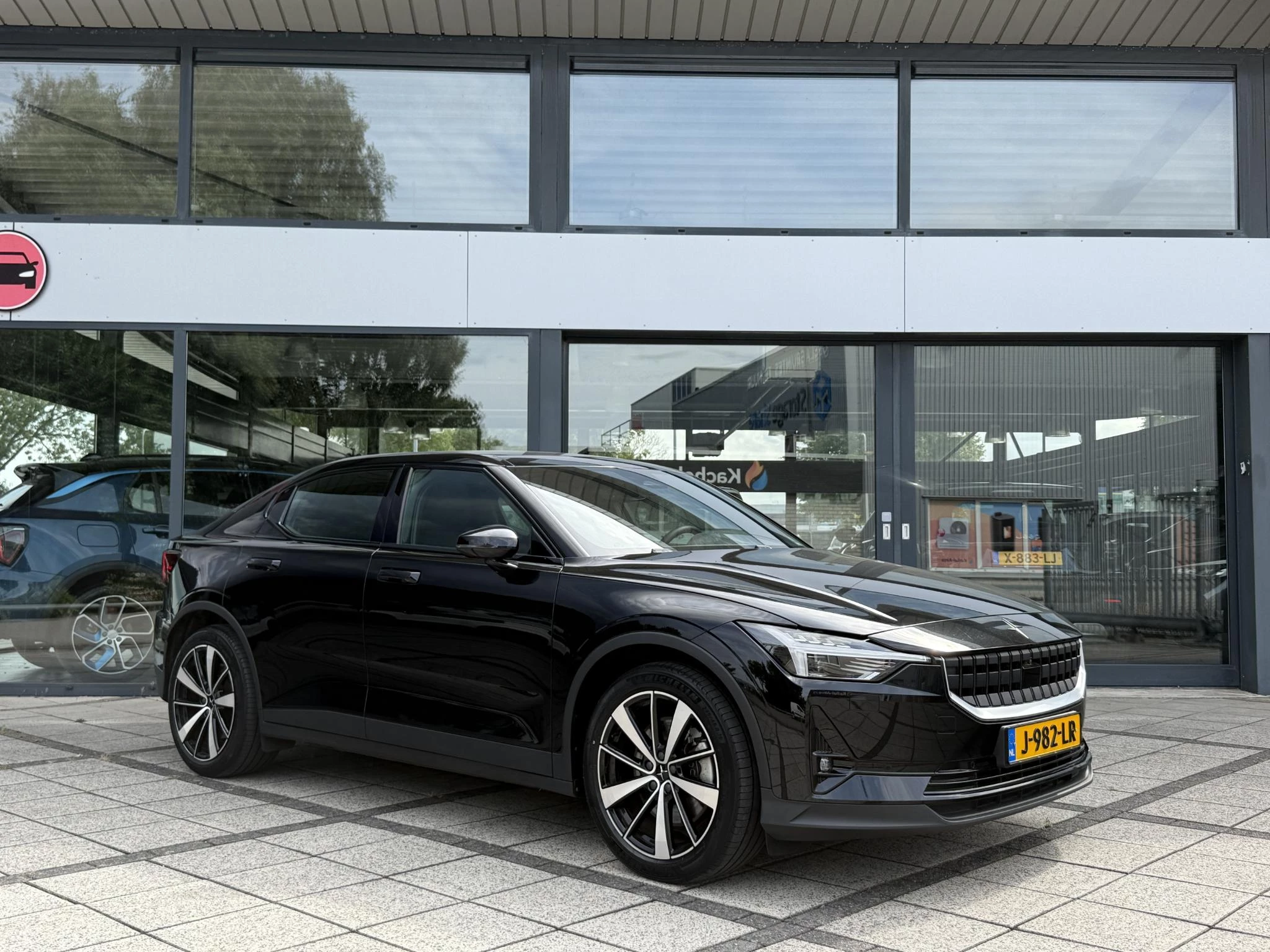 Hoofdafbeelding Polestar 2