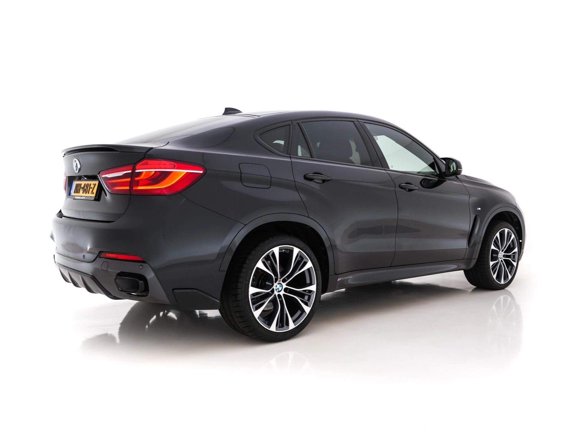 Hoofdafbeelding BMW X6