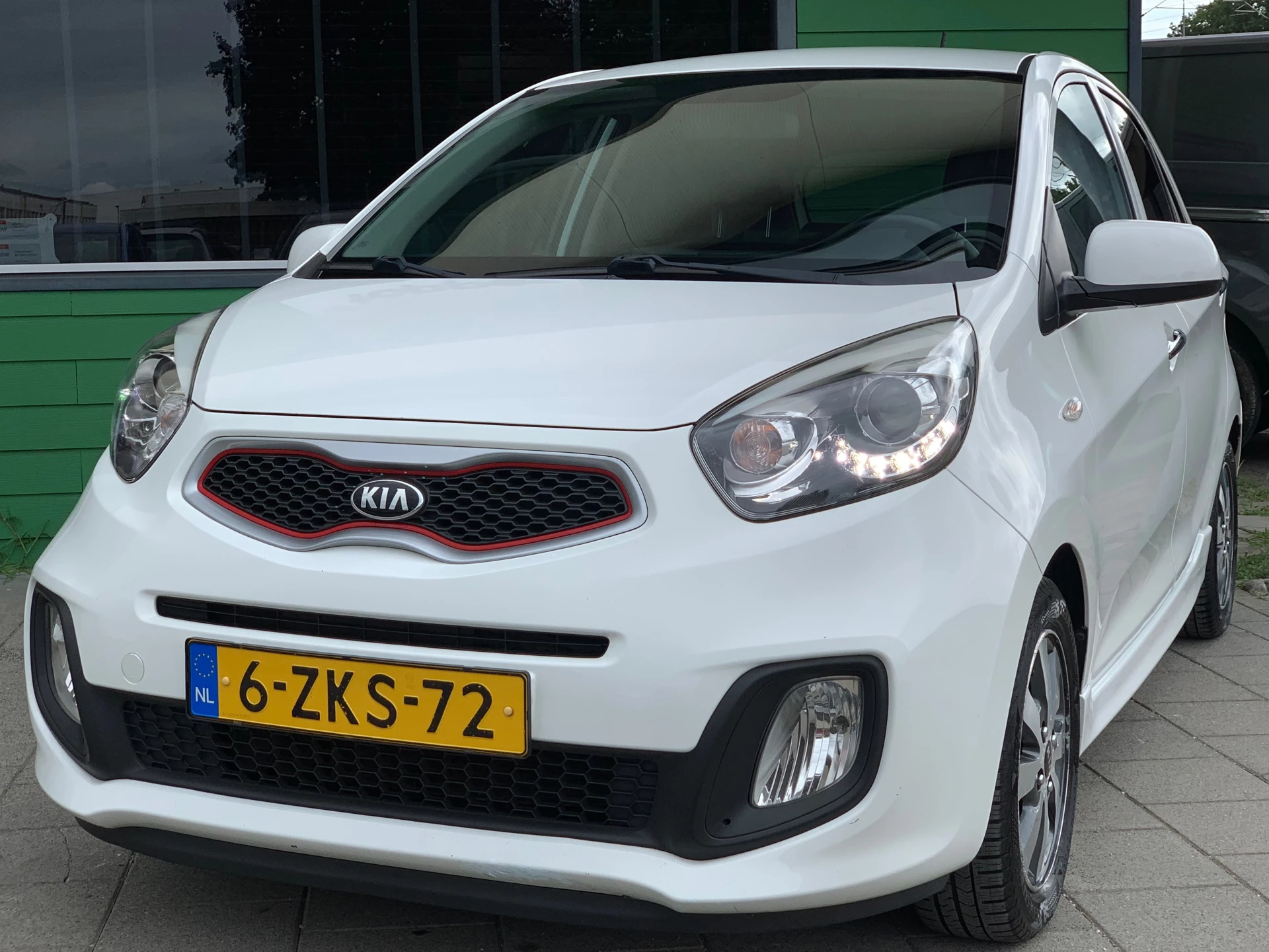 Hoofdafbeelding Kia Picanto