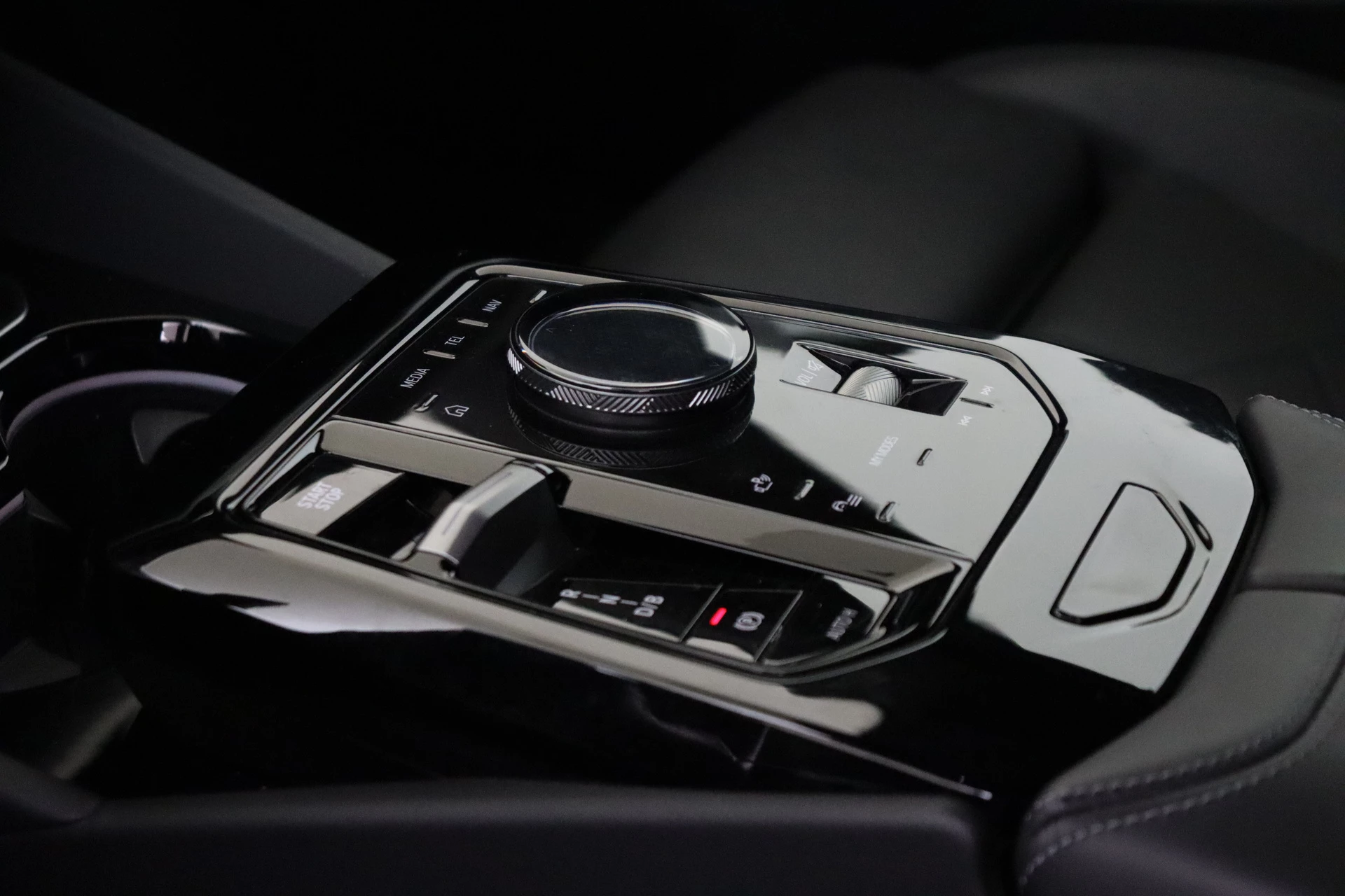 Hoofdafbeelding BMW i5