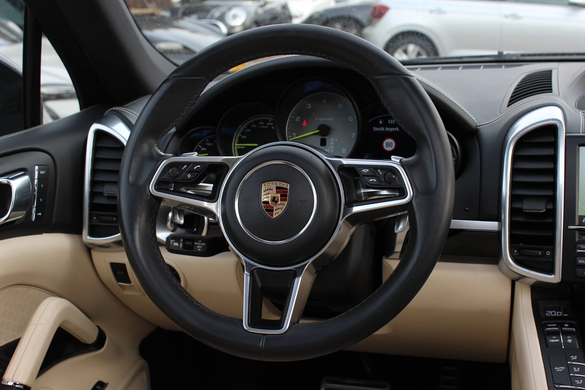 Hoofdafbeelding Porsche Cayenne