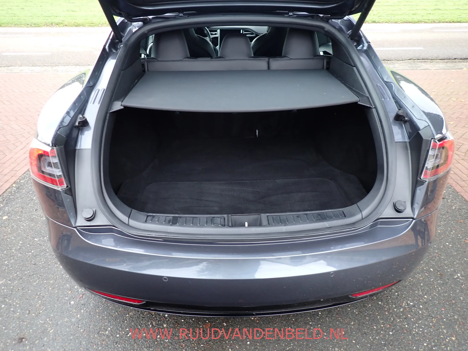 Hoofdafbeelding Tesla Model S