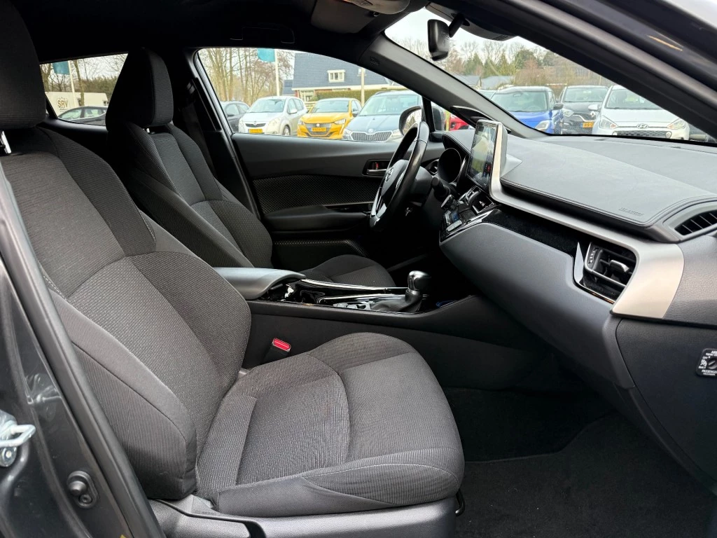 Hoofdafbeelding Toyota C-HR