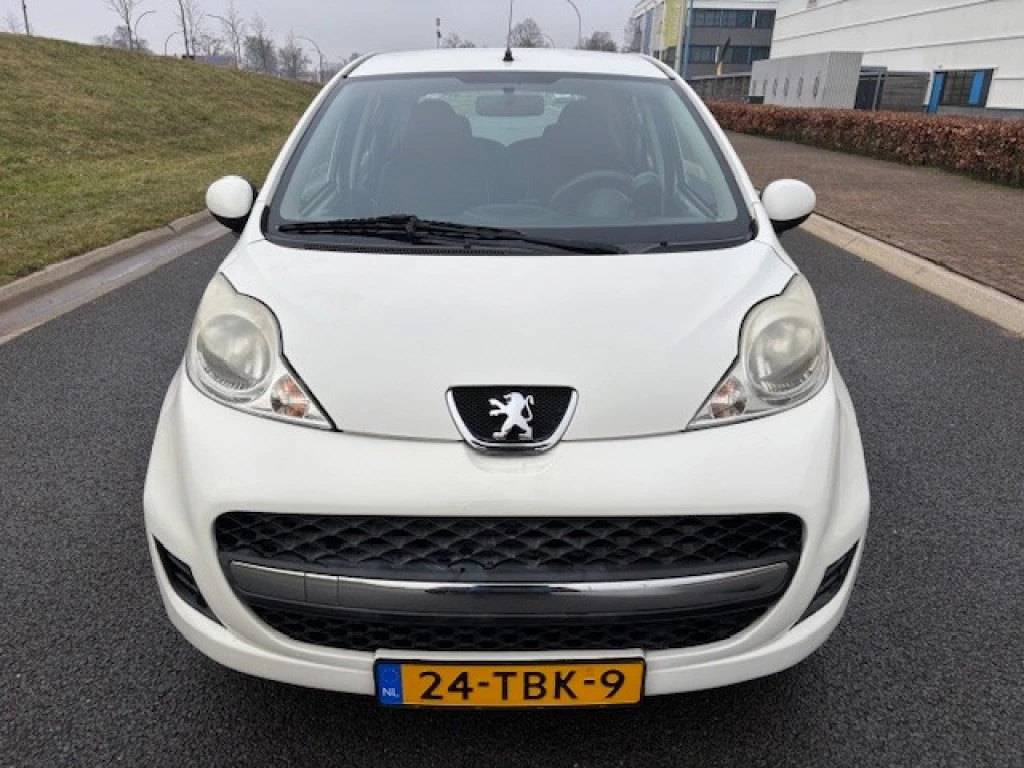 Hoofdafbeelding Peugeot 107