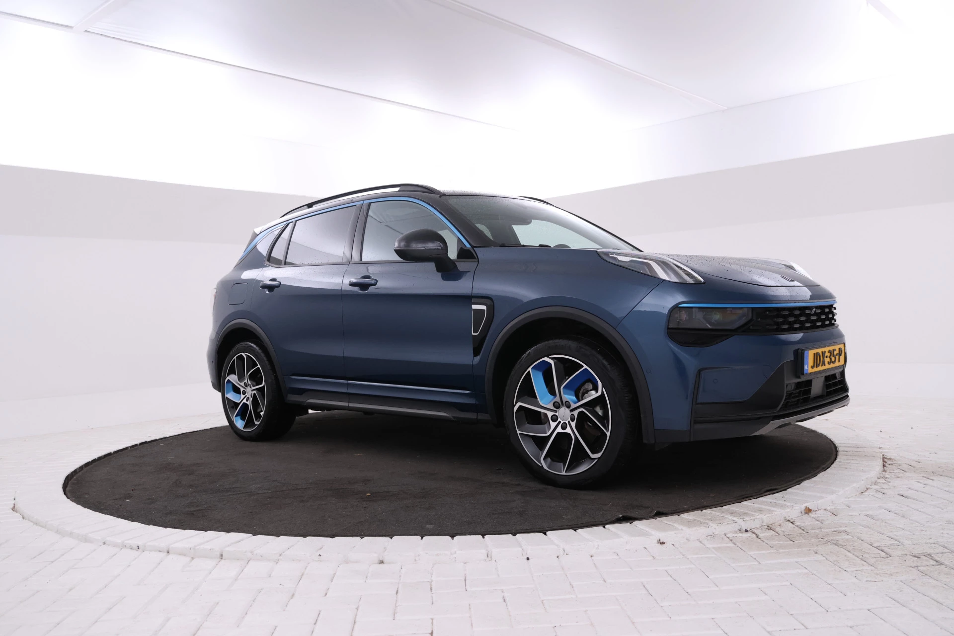 Hoofdafbeelding Lynk & Co 01