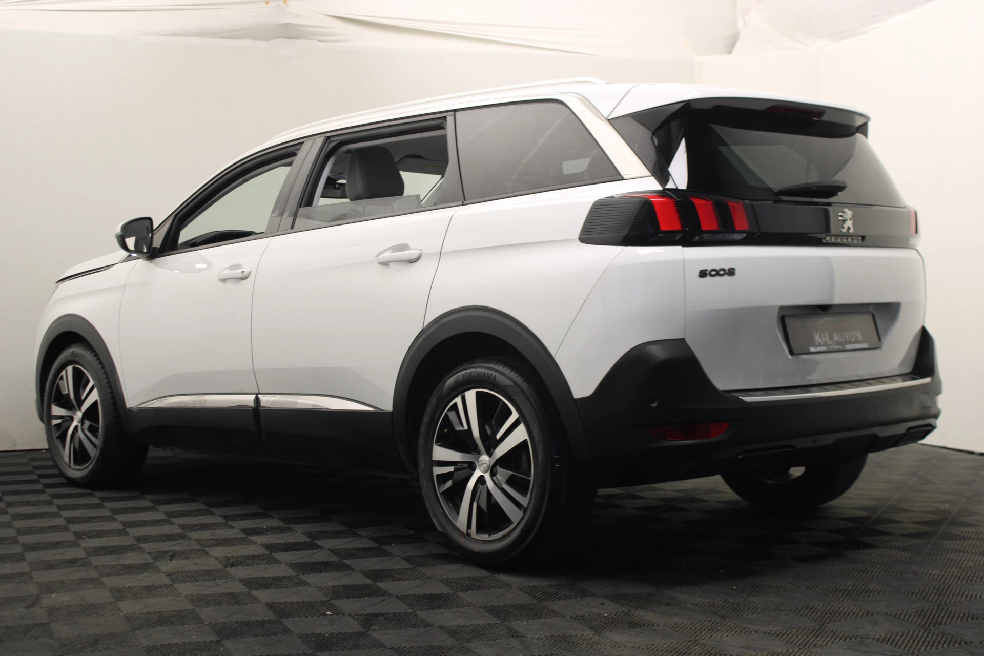 Hoofdafbeelding Peugeot 5008