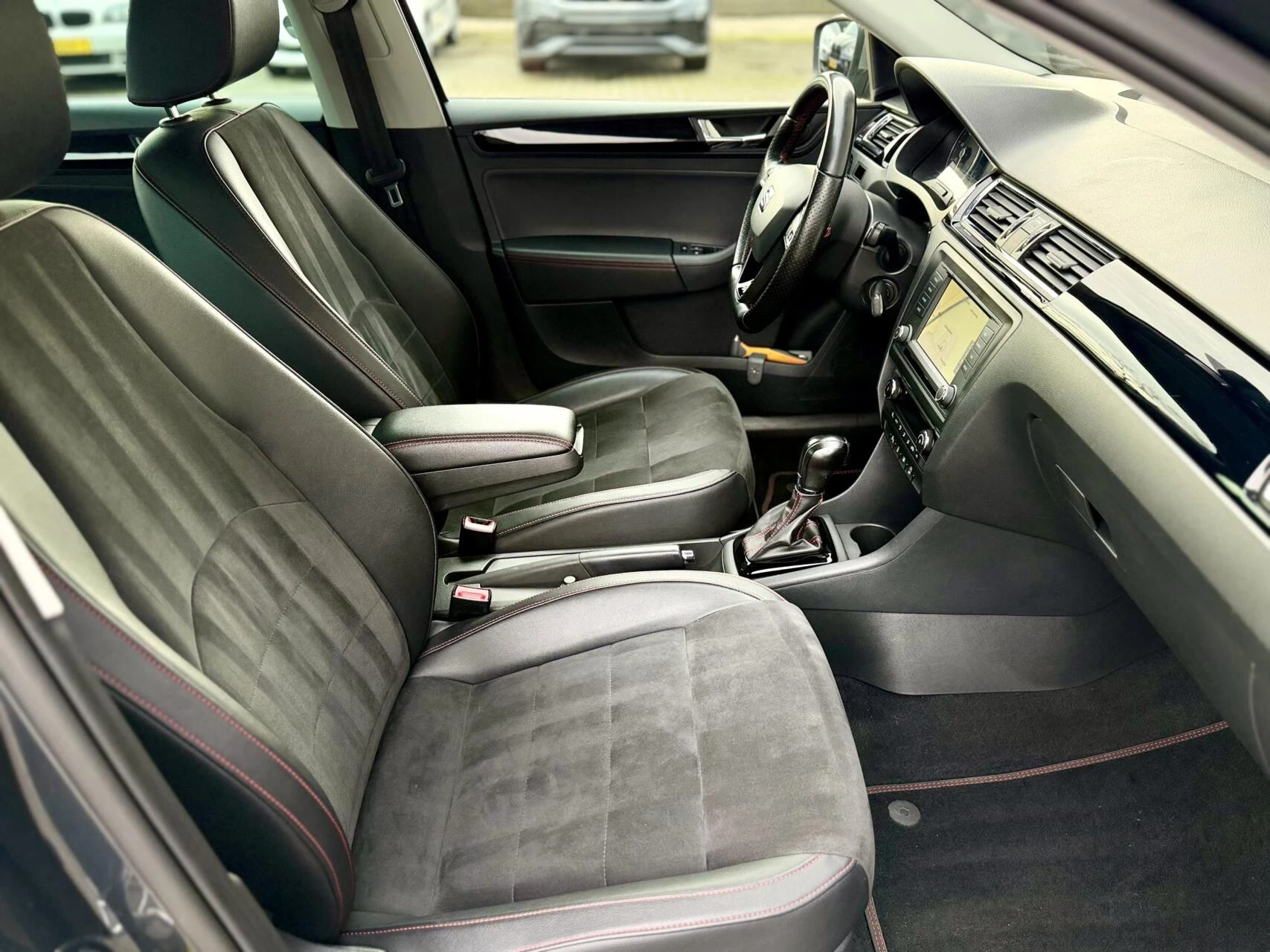 Hoofdafbeelding SEAT Toledo