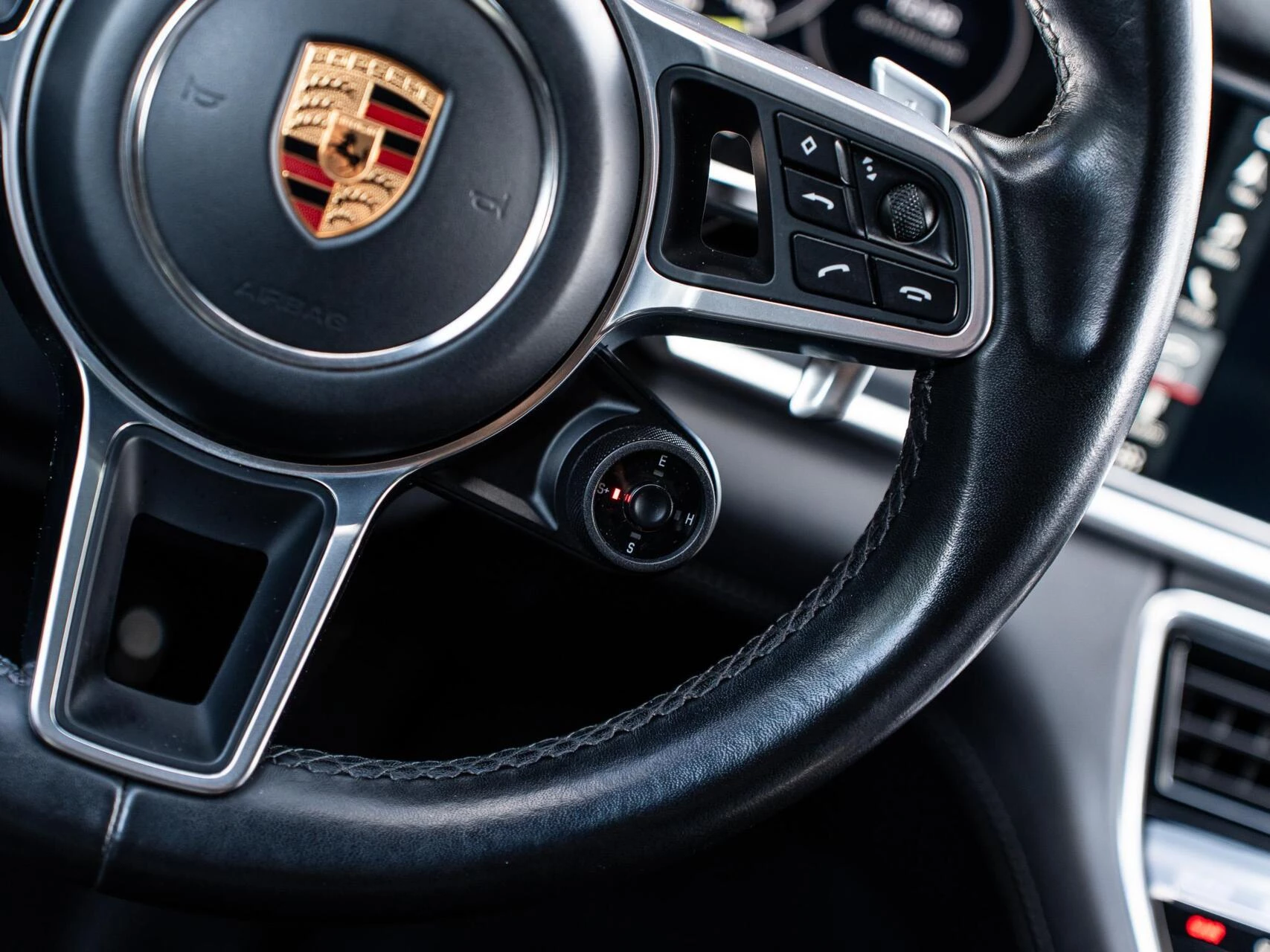 Hoofdafbeelding Porsche Panamera