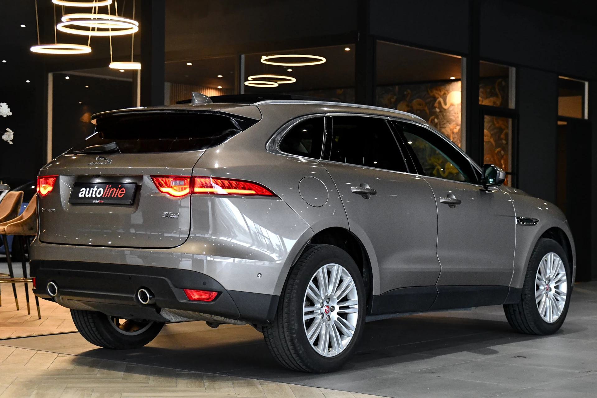 Hoofdafbeelding Jaguar F-PACE