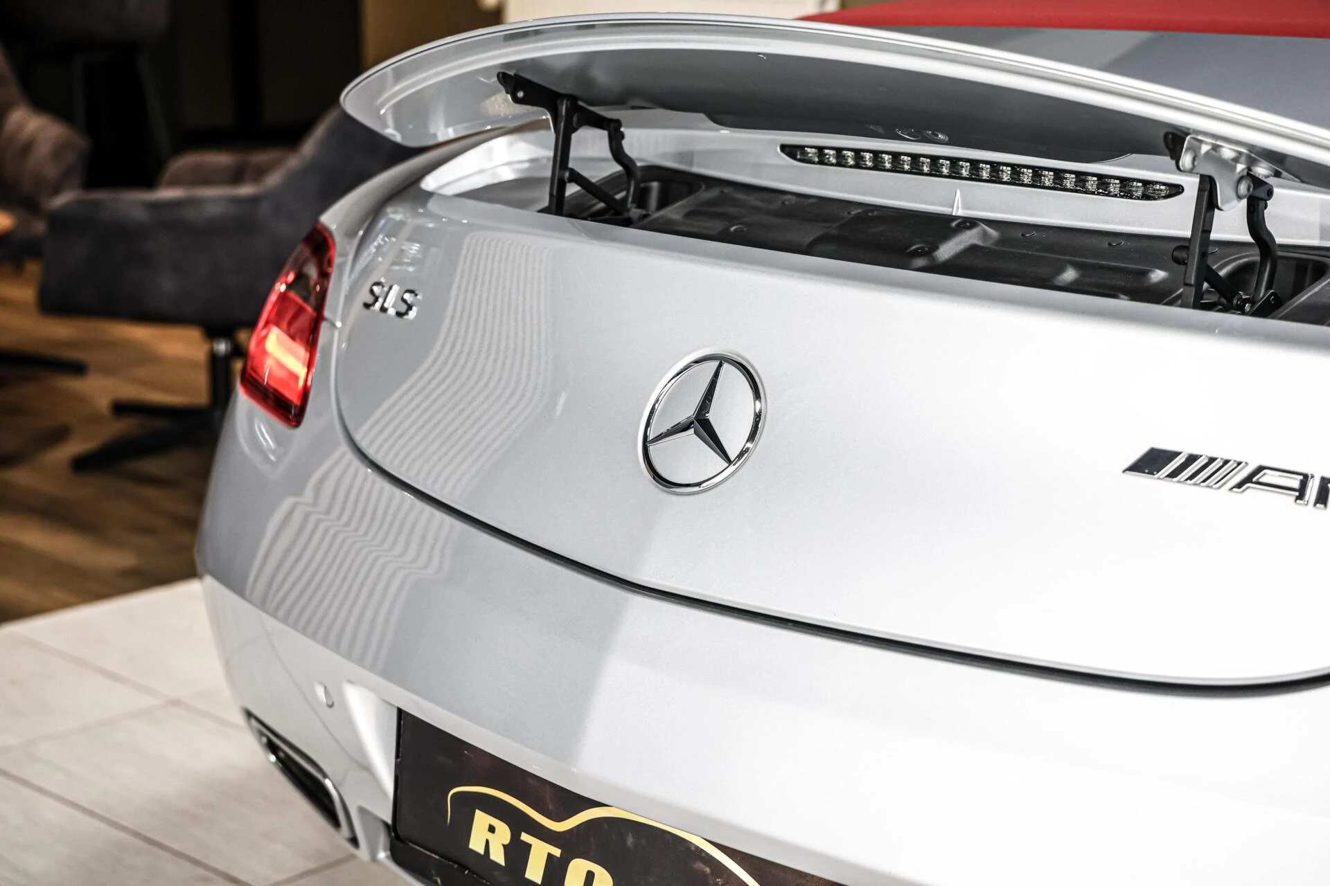 Hoofdafbeelding Mercedes-Benz SLS Roadster