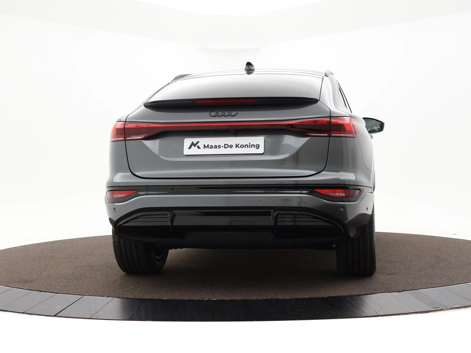 Hoofdafbeelding Audi Q6 e-tron