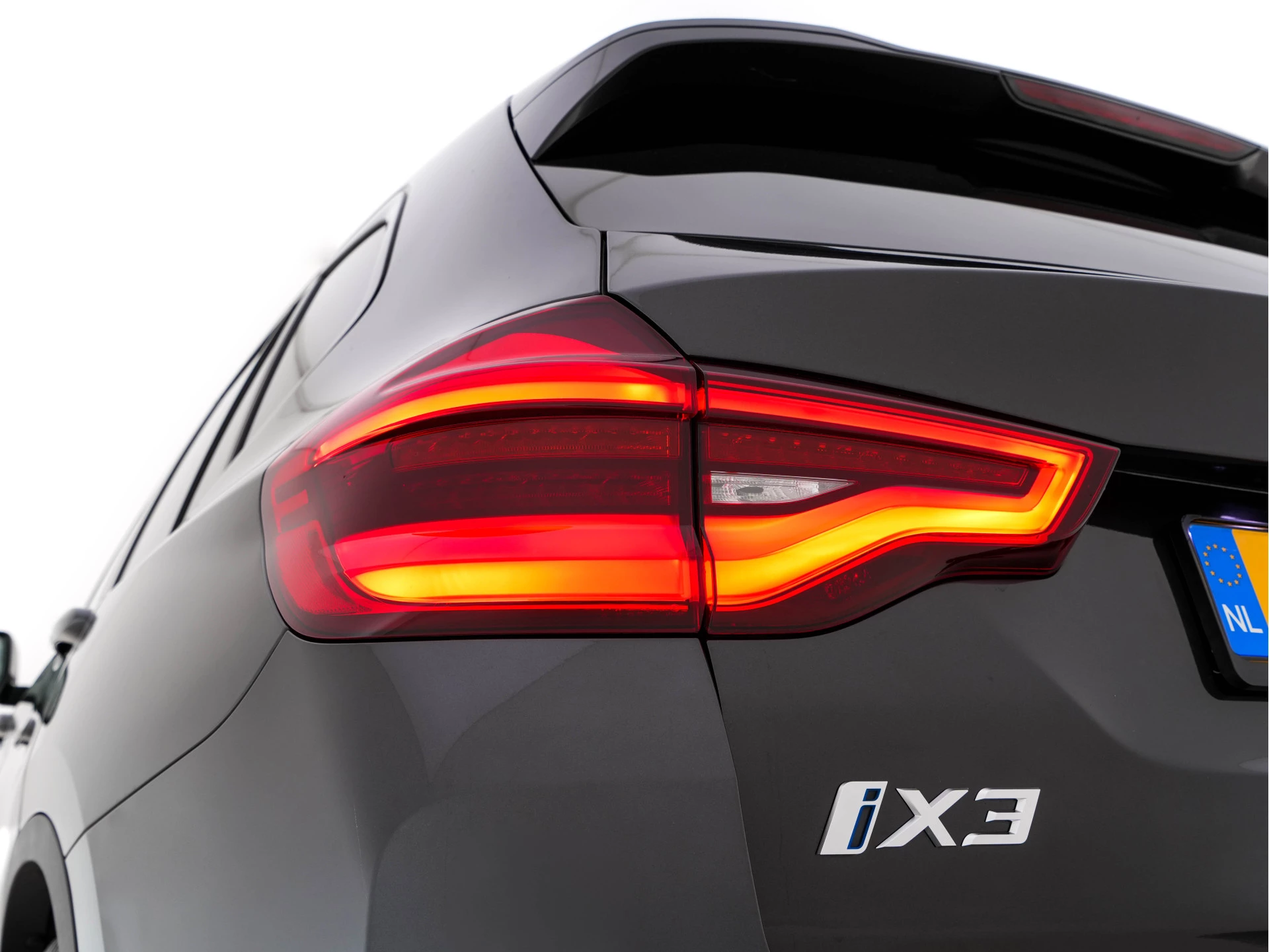 Hoofdafbeelding BMW iX3