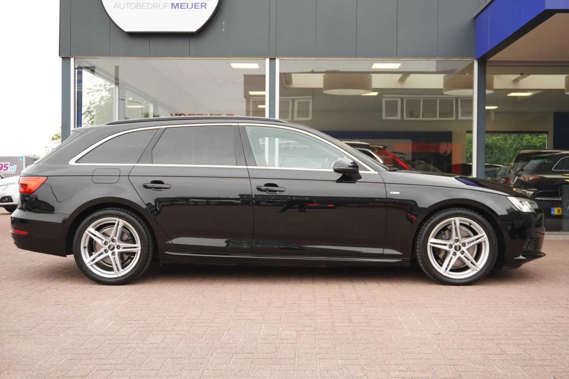 Hoofdafbeelding Audi A4