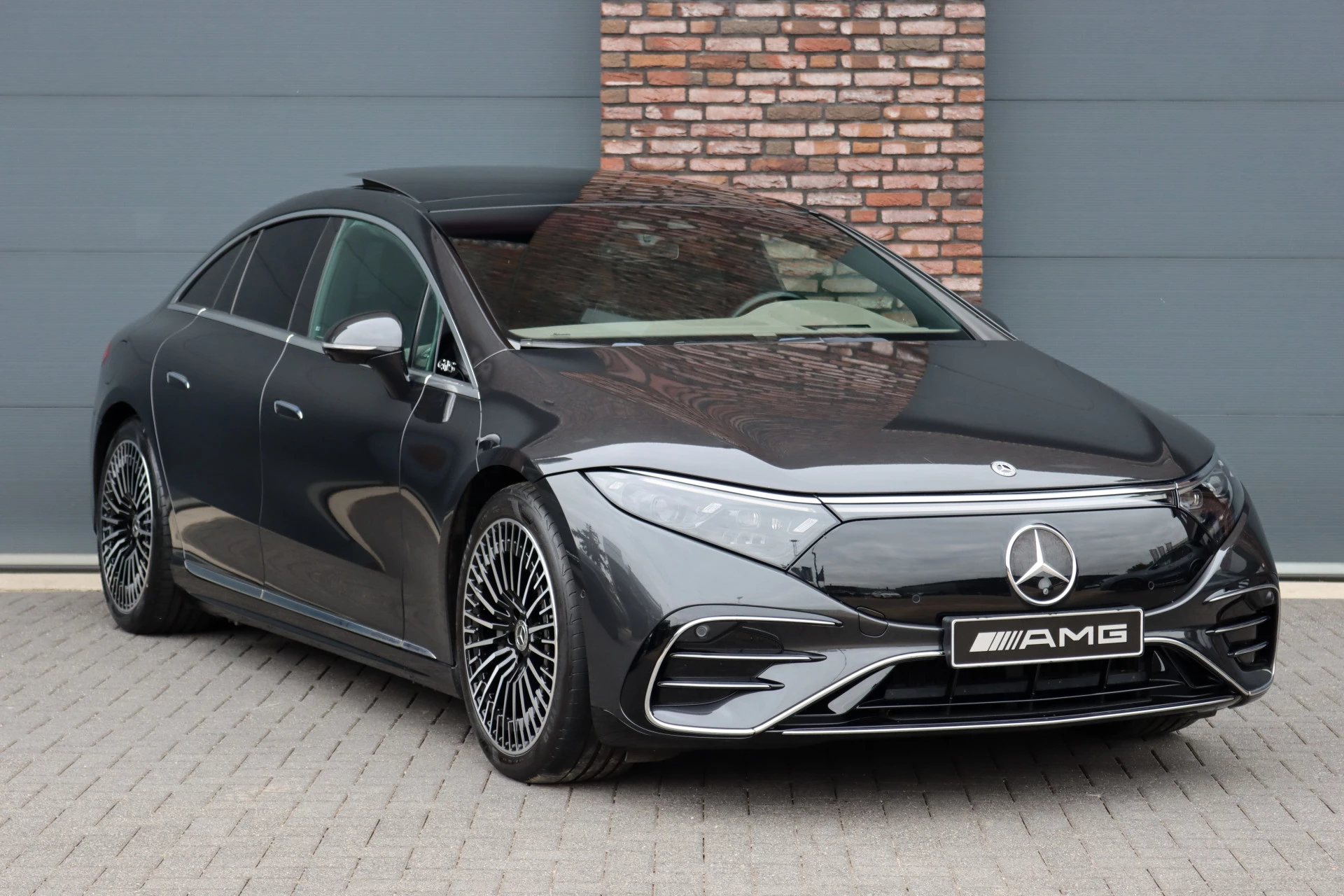 Hoofdafbeelding Mercedes-Benz EQS