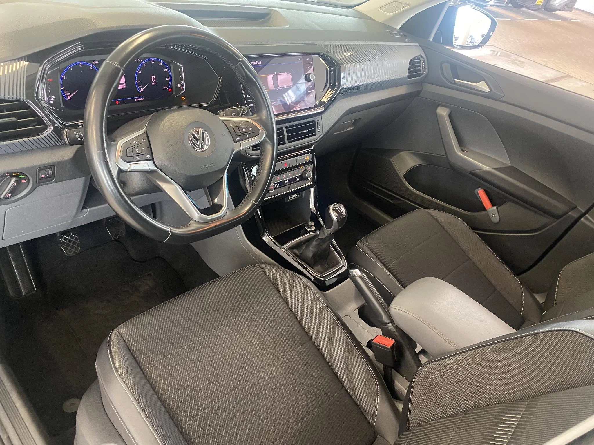 Hoofdafbeelding Volkswagen T-Cross