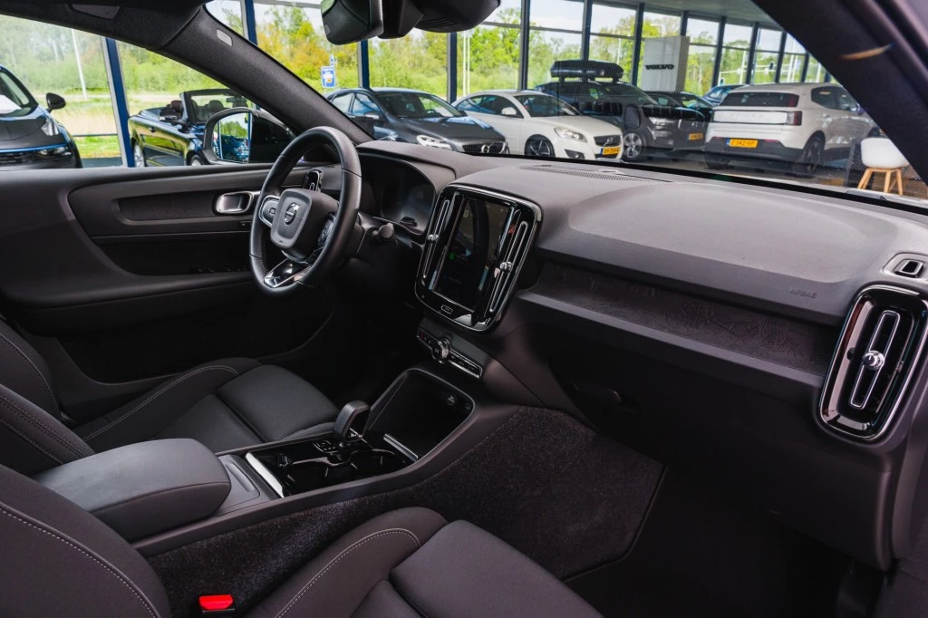 Hoofdafbeelding Volvo C40