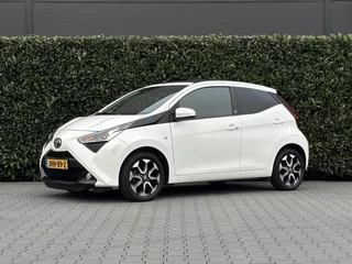 Toyota Aygo 1.0 VVT-i X-PLAY, TEAM-DEUTSCHLAND, OPEN DAK, NAVI, CAMERA, CLIMATE CONTROL, KEYLESS, LED, PDC, DAB, LICHTMETAAL 15"