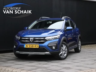 Hoofdafbeelding Dacia Sandero Stepway Dacia Sandero Stepway 1.0 TCe 90 Comfort | CAMERA | APPLE CARPLAY | CLIMA |