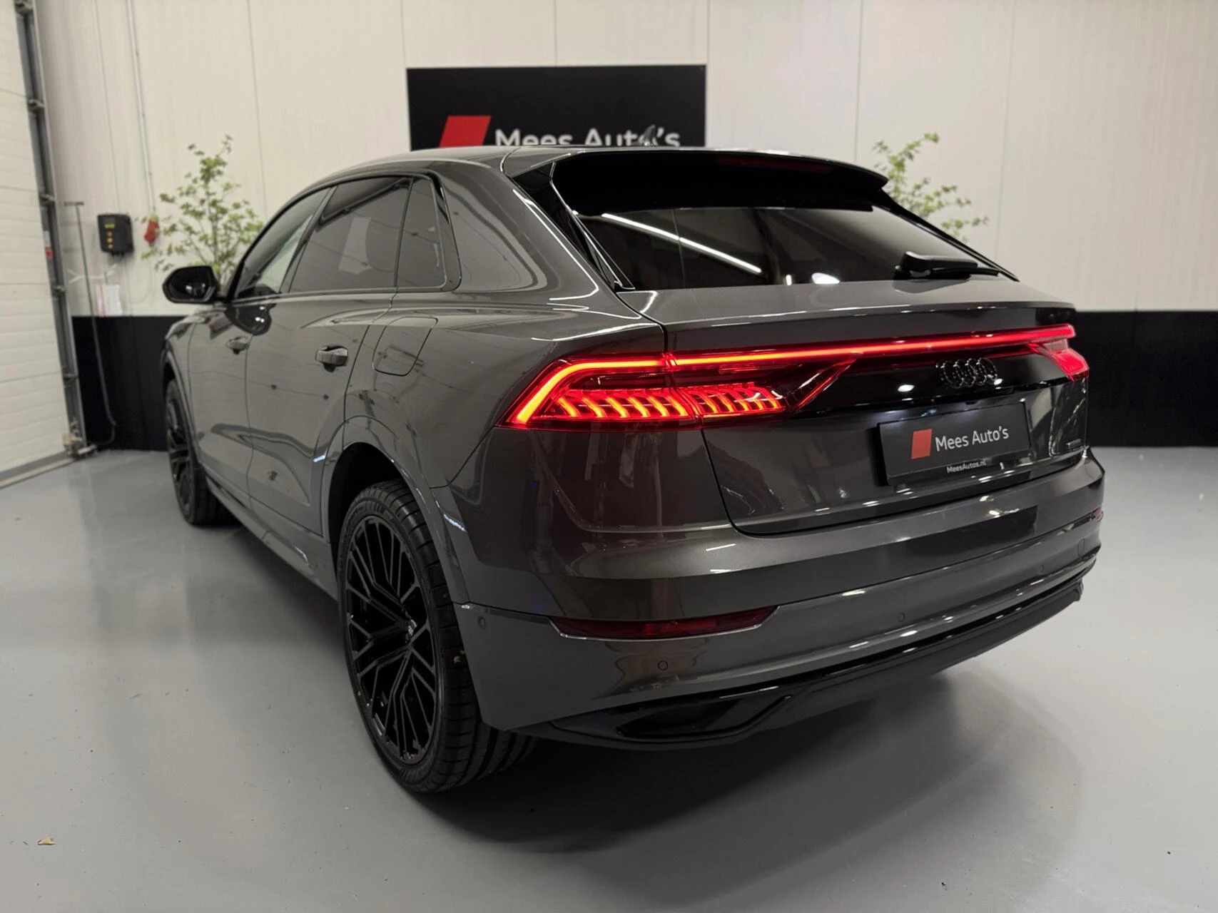 Hoofdafbeelding Audi Q8