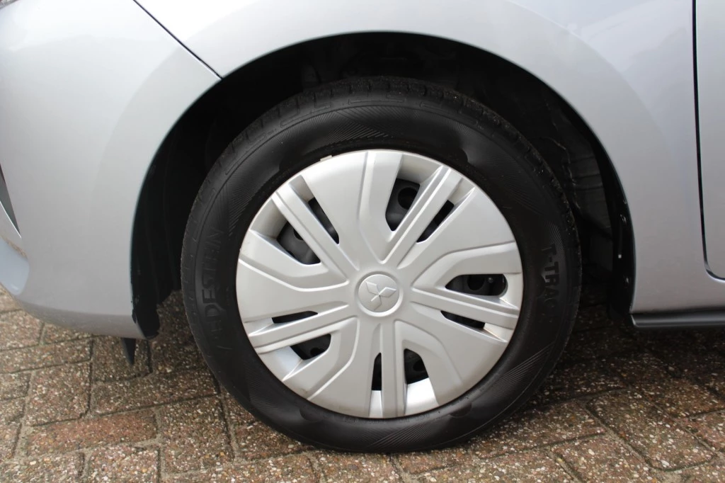 Hoofdafbeelding Mitsubishi Space Star