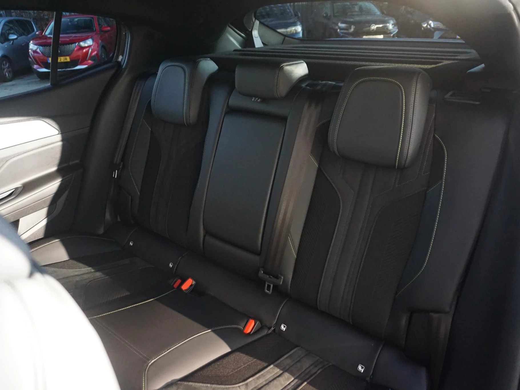 Hoofdafbeelding Peugeot 408