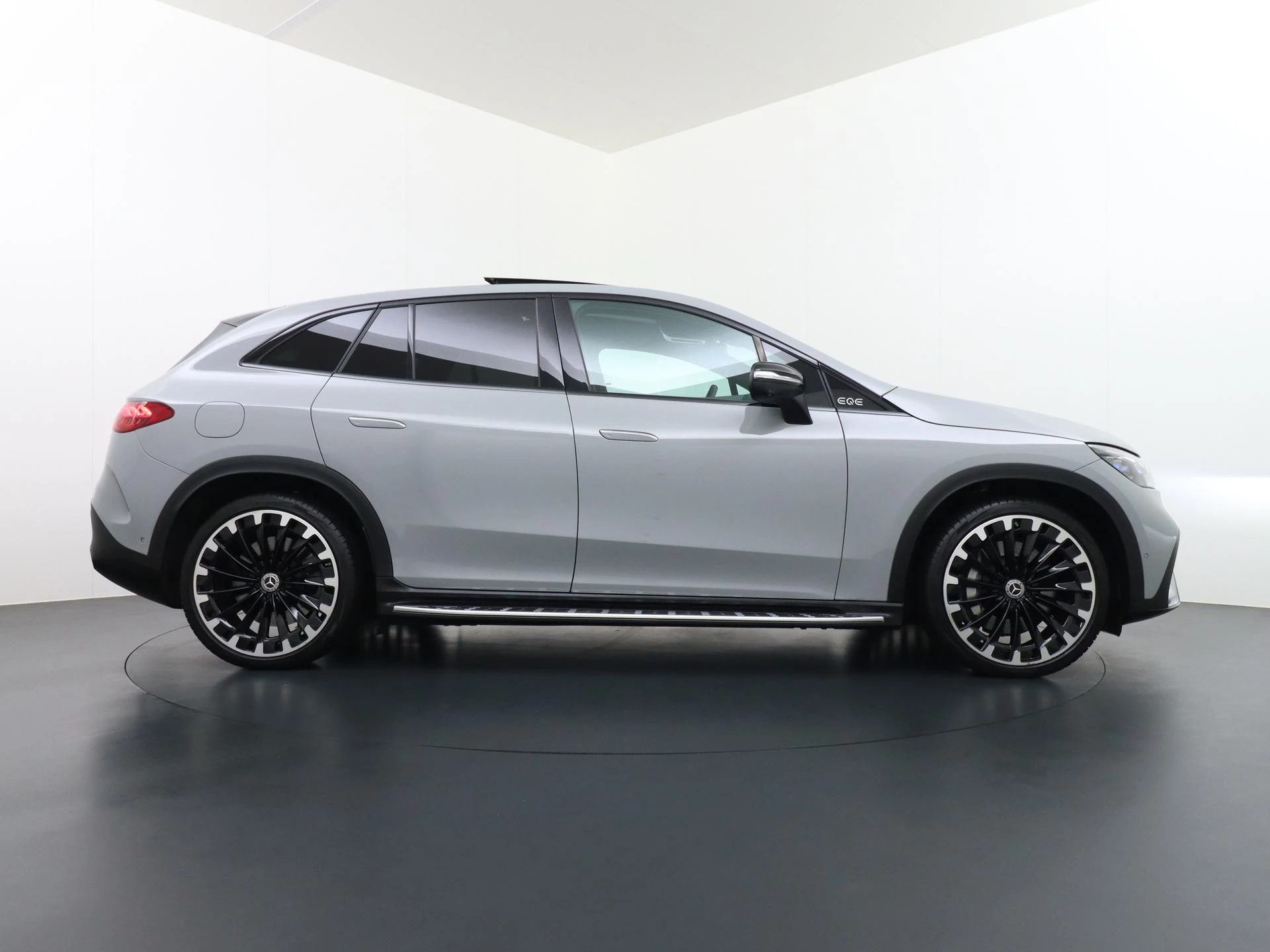 Hoofdafbeelding Mercedes-Benz EQE