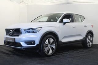 Hoofdafbeelding Volvo XC40 Volvo XC40 1.5 T5 Twin Engine Momentum Pro |Camera|Carplay|