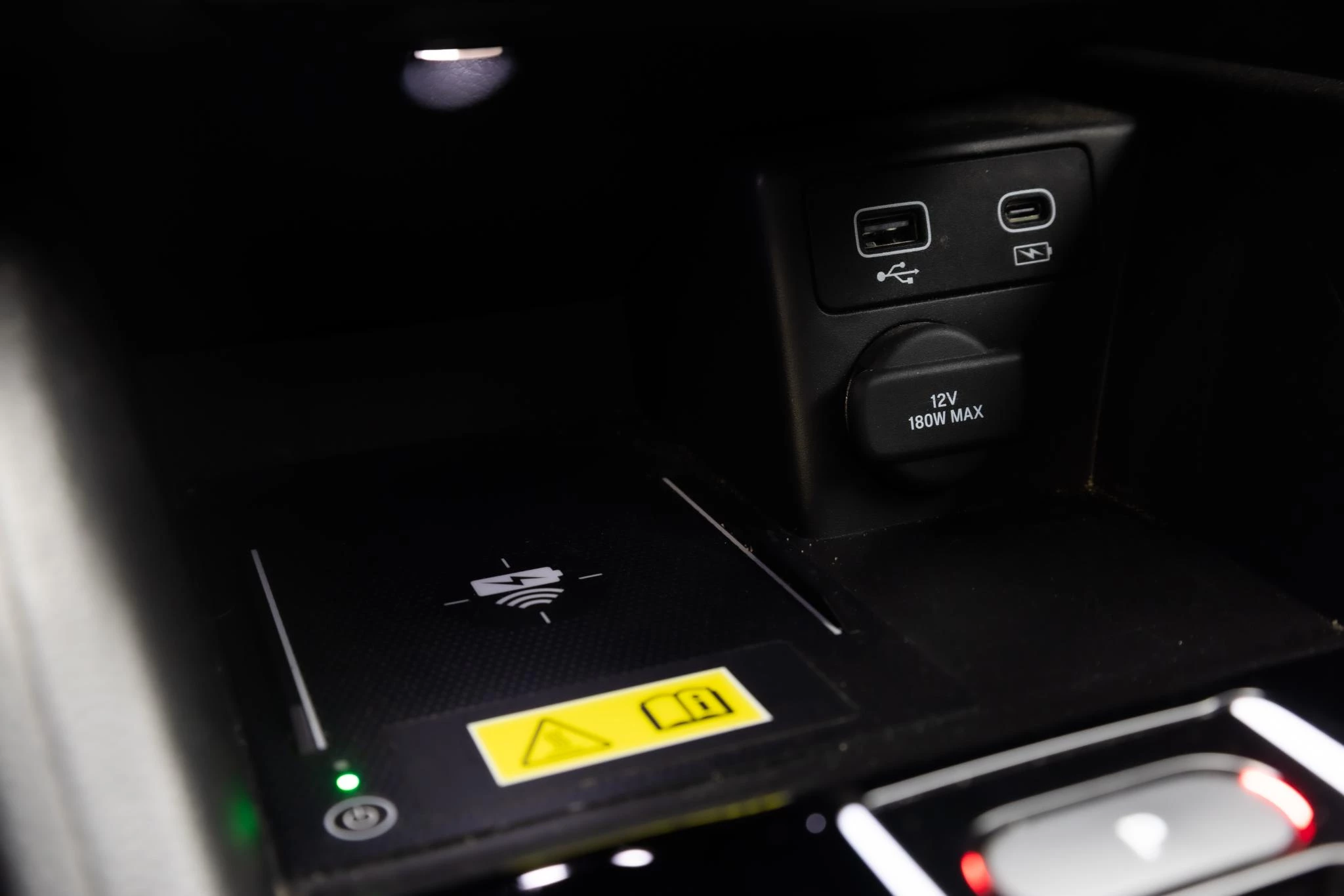 Hoofdafbeelding Honda e:Ny1