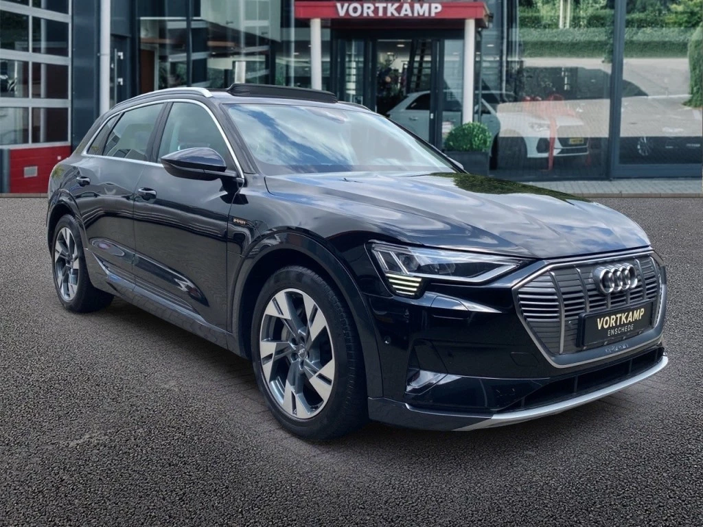 Hoofdafbeelding Audi e-tron