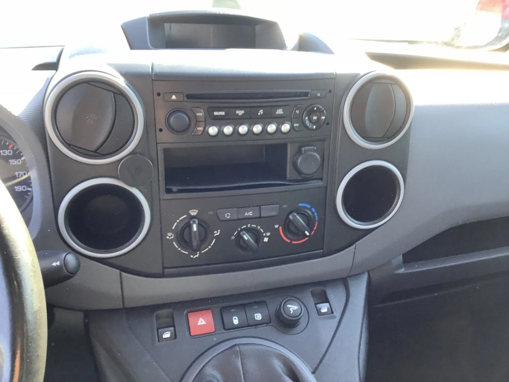 Hoofdafbeelding Peugeot Partner