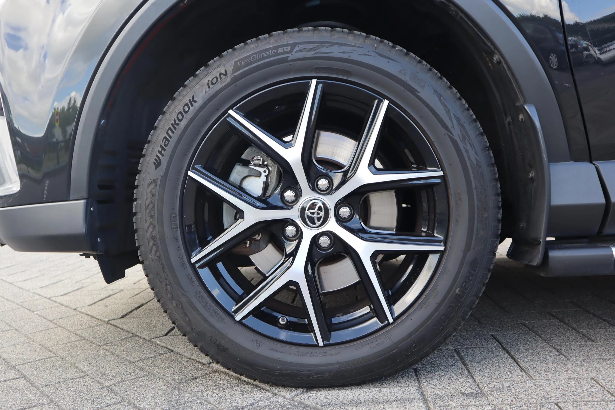 Hoofdafbeelding Toyota RAV4