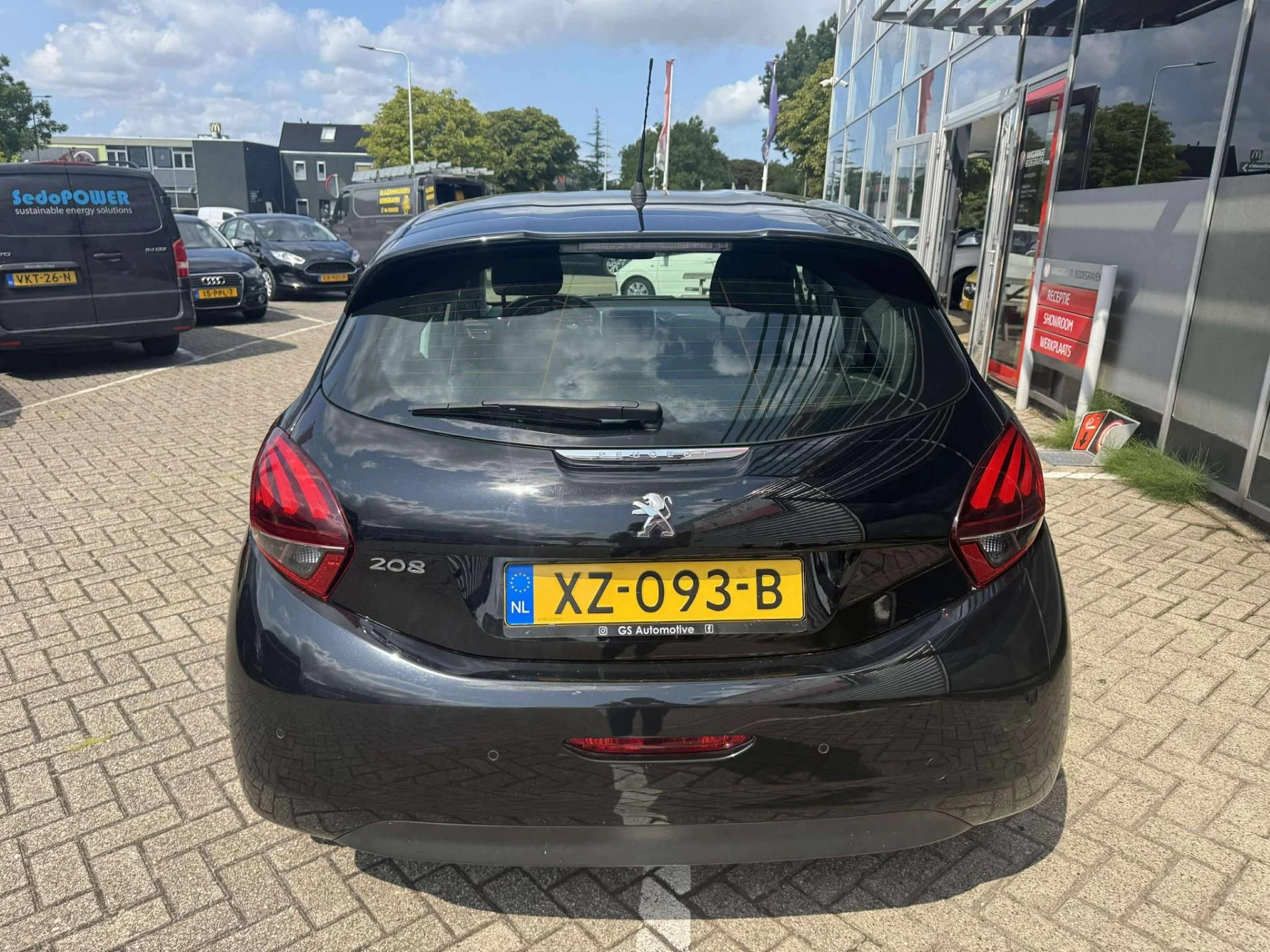 Hoofdafbeelding Peugeot 208